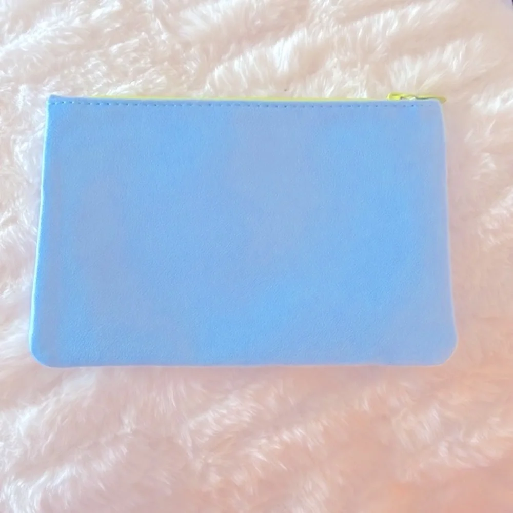Ipsy Blue Intention ‘Power Moves’ Glam Cosmetic Bag